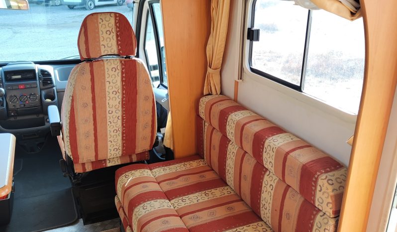 HYMER TRAMP 664 PERFILADA CAMA FRANCESA, GAMA ALTA. lleno