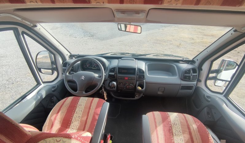 HYMER TRAMP 664 PERFILADA CAMA FRANCESA, GAMA ALTA. lleno