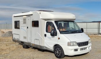 HYMER TRAMP 664 PERFILADA CAMA FRANCESA, GAMA ALTA. lleno