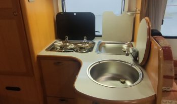HYMER TRAMP 664 PERFILADA CAMA FRANCESA, GAMA ALTA. lleno