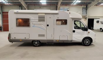 HYMER TRAMP 664 PERFILADA CAMA FRANCESA, GAMA ALTA. lleno