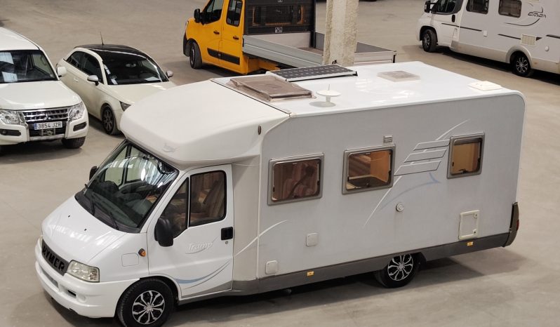 HYMER TRAMP 664 PERFILADA CAMA FRANCESA, GAMA ALTA. lleno