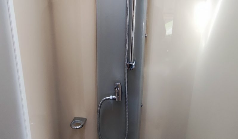 
								CHALLENGER GENESIS PERFILADA COMPACTA 4P GAMA ALTA + CLIMA VIESA lleno									