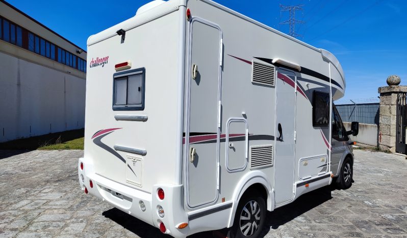 
								CHALLENGER GENESIS PERFILADA COMPACTA 4P GAMA ALTA + CLIMA VIESA lleno									