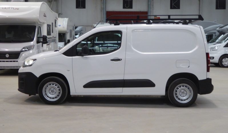 
								CITROEN BERLINGO Talla M BlueHDi 75 CV CONTROL lleno									