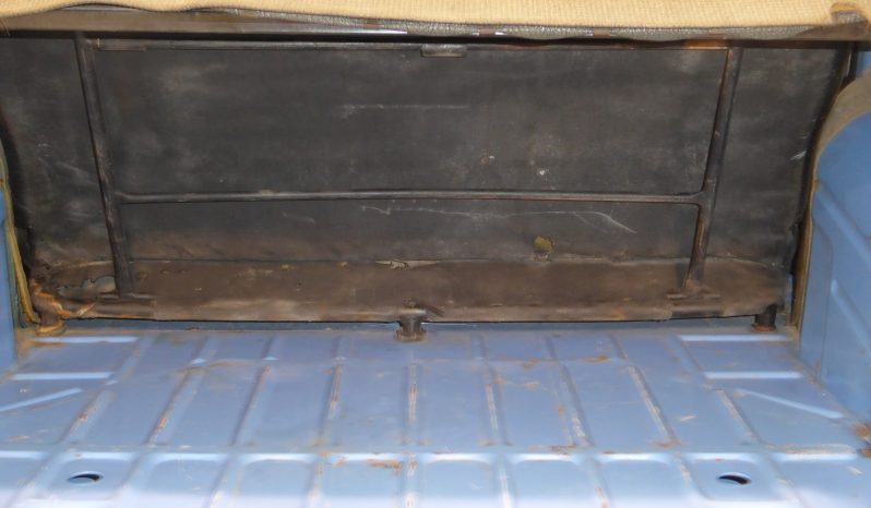 
								Citroen Dyane 6 B, gasolina lleno									
