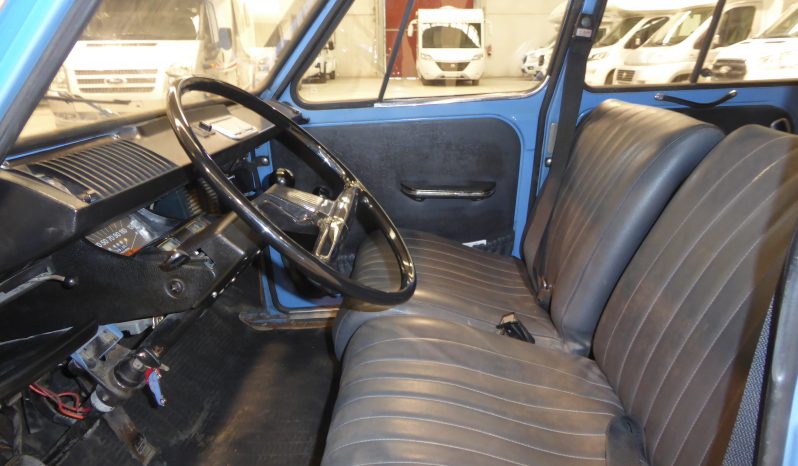 
								Citroen Dyane 6 B, gasolina lleno									
