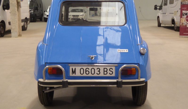 
								Citroen Dyane 6 B, gasolina lleno									