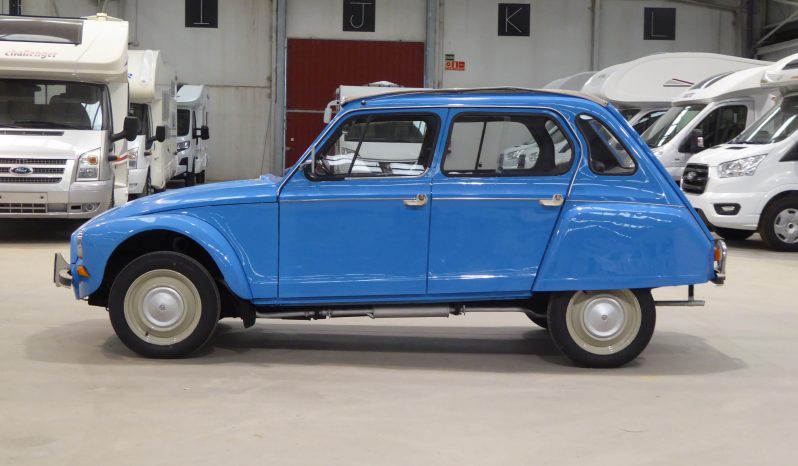 
								Citroen Dyane 6 B, gasolina lleno									