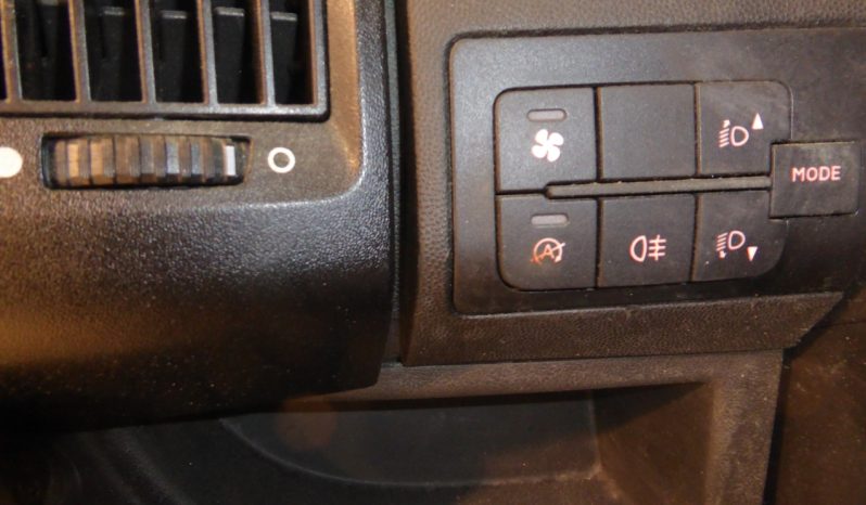 
								CITROEN Jumper 130CV L2H2 9 plazas lleno									