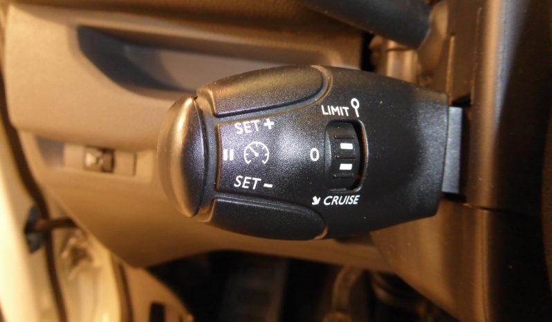 
								Citroen Jumpy Combi BlueHDi 120 SS Standard 6 plazas lleno									