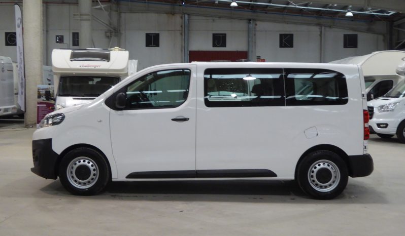
								Citroen Jumpy Combi BlueHDi 120 SS Standard 6 plazas lleno									