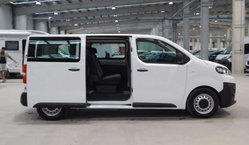 
								Citroen Jumpy Combi BlueHDi 120 SS Standard 6 plazas lleno									