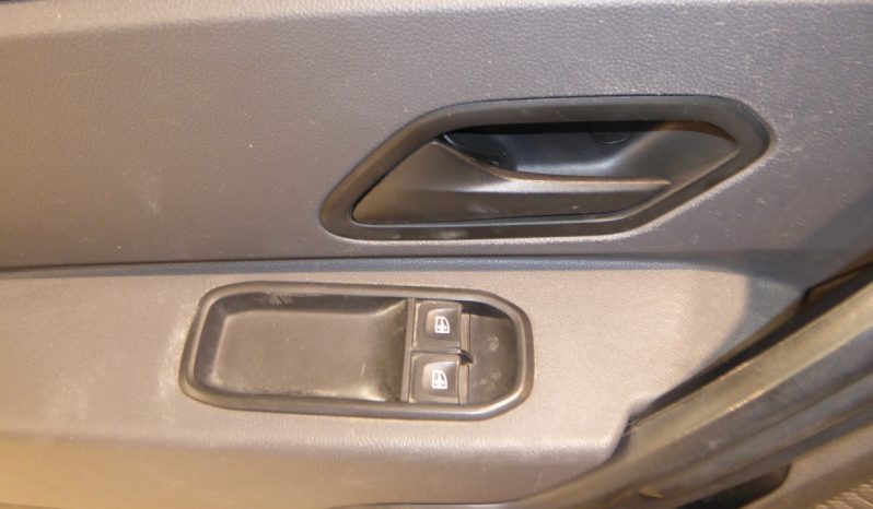 
								Dacia Duster 4X4 Essential Blue dCi 115CV lleno									