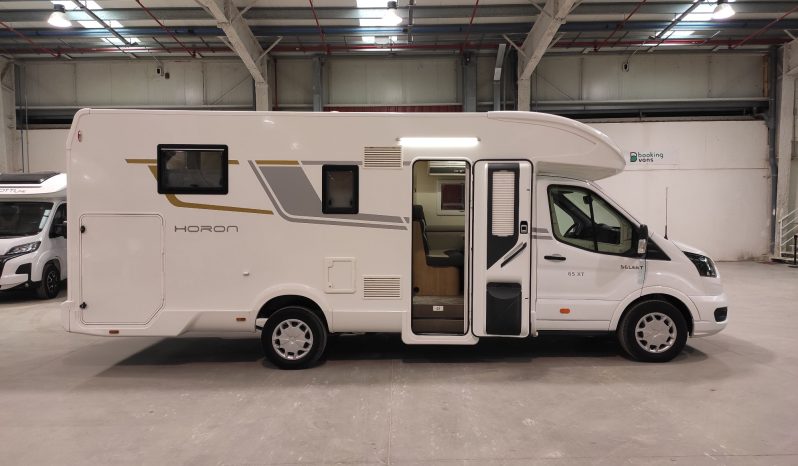 C.I. HORON 65xt, 5 pl. cama isla 2023 lleno