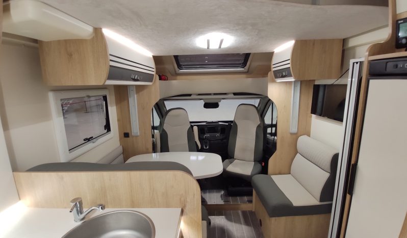 C.I. HORON 65xt, 5 pl. cama isla 2023 lleno