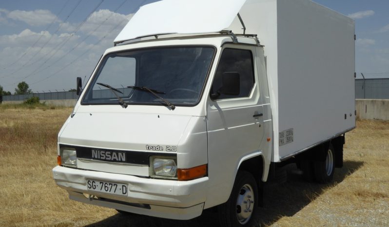 NISSAN Trade 2.8d 75 CV. caja cerrada.