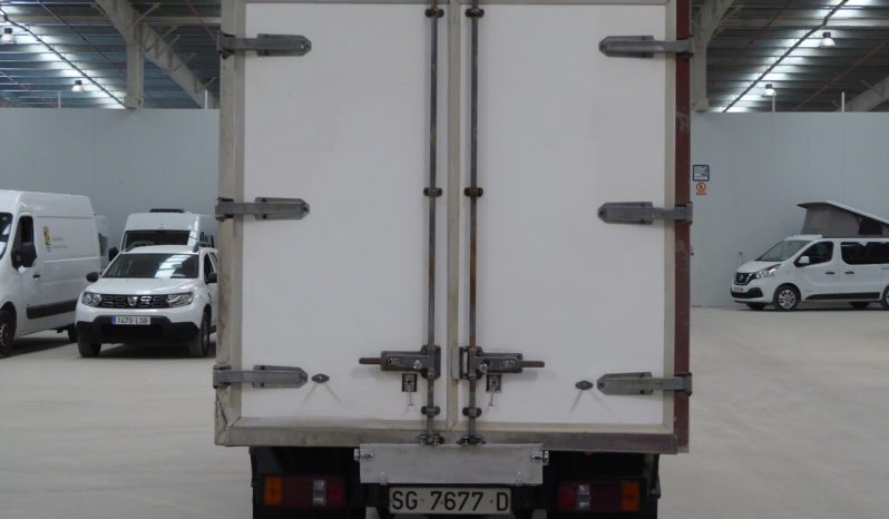 
								NISSAN Trade 2.8d 75 CV. caja cerrada. lleno									