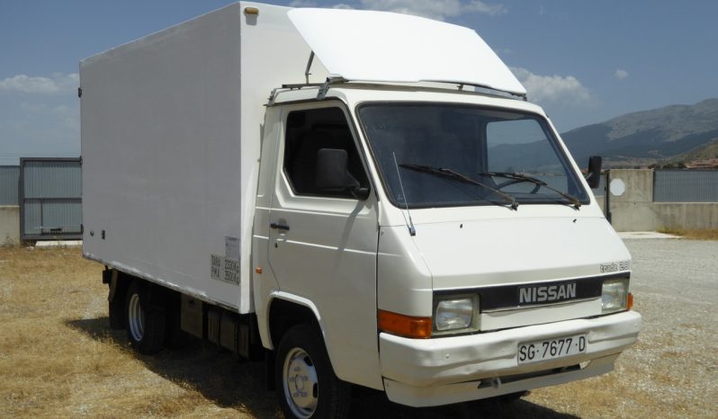 NISSAN Trade 2.8d 75 CV. caja cerrada.