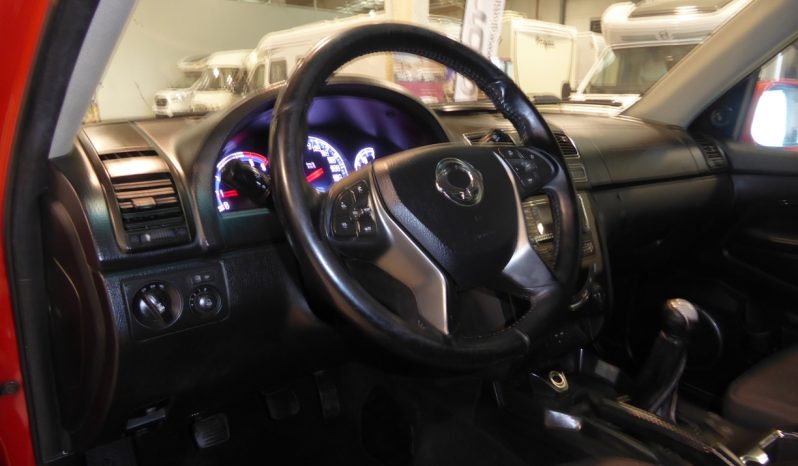 
								Ssangyong Rexton D22T 178cv 4×4 Premium lleno									