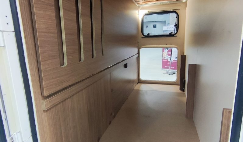 
								ITINEO SB700 INTEGRAL 6 PLAZAS LITERAS, POCOS KMS. lleno									