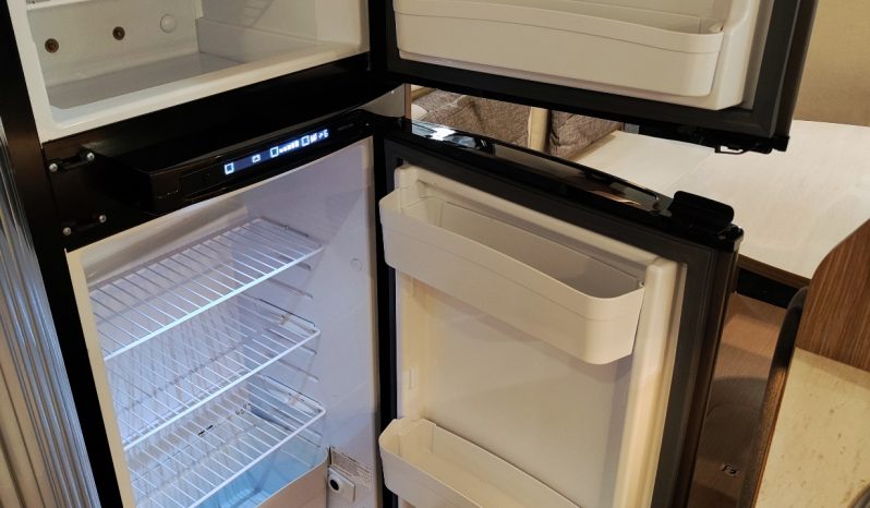 
								ITINEO SB700 INTEGRAL 6 PLAZAS LITERAS, POCOS KMS. lleno									