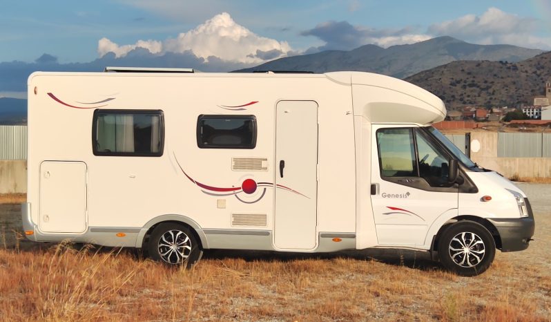 
								CHALLENGER GENESIS CAMA ISLA CON SOLO 6,69 MTS POCOS KMS lleno									