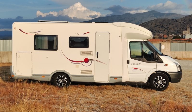 
								CHALLENGER GENESIS CAMA ISLA CON SOLO 6,69 MTS POCOS KMS lleno									