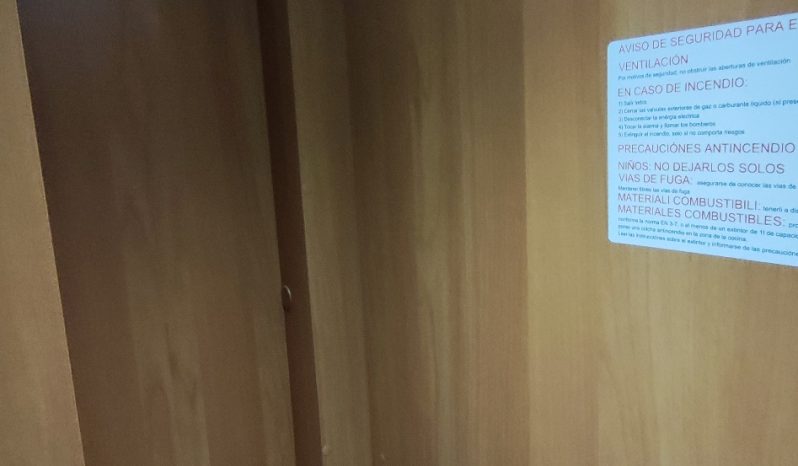 
								LAIKA ECOVIP 6 CAPUCHINA COMPACTA LITERAS 6 P. GAMA ALTA lleno									