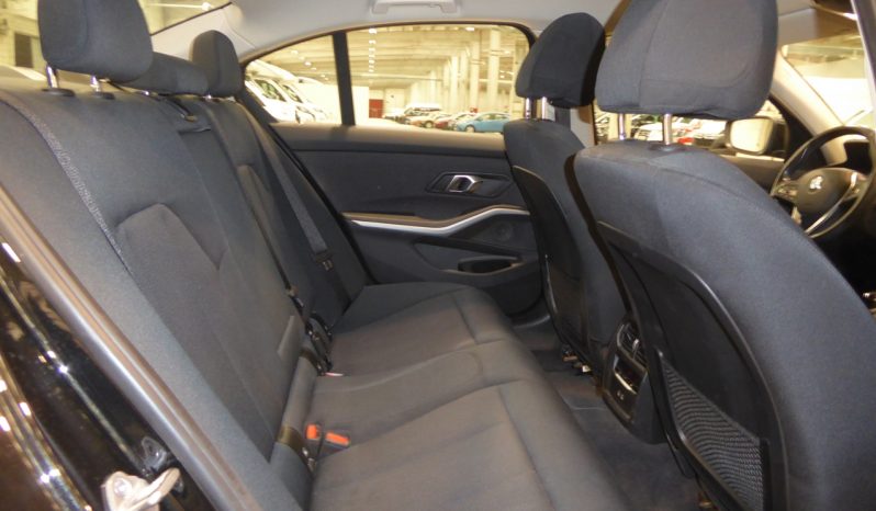 
								BMW serie 3 318d lleno									