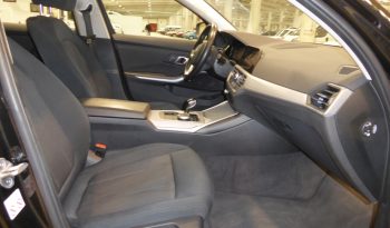 
									BMW serie 3 318d lleno								