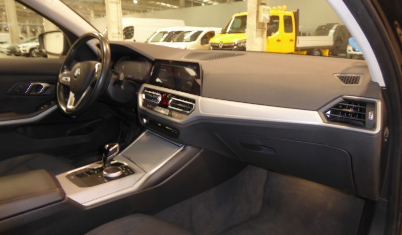 
								BMW serie 3 318d lleno									