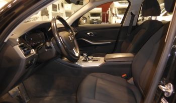 
									BMW serie 3 318d lleno								