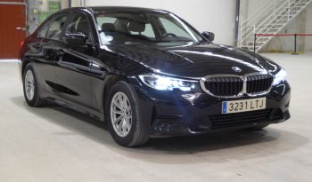 
									BMW serie 3 318d lleno								