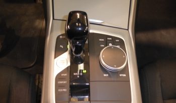 
									BMW serie 3 318d lleno								