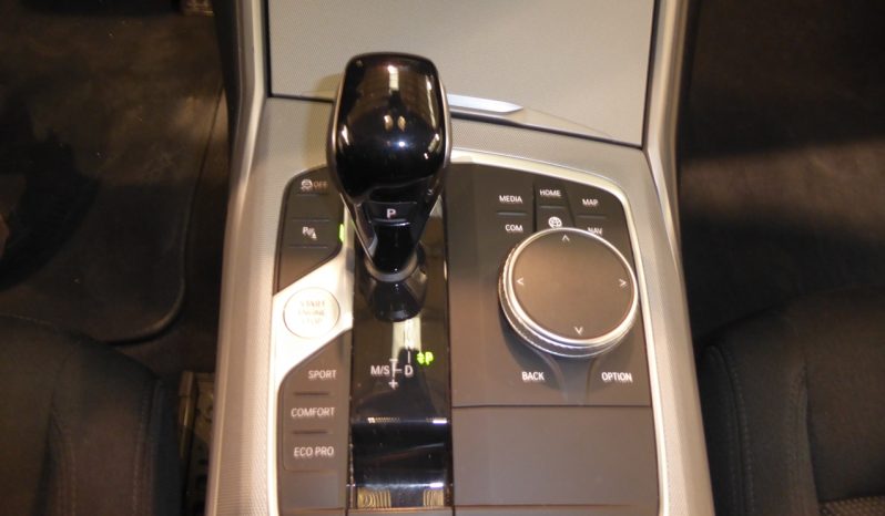 
								BMW serie 3 318d lleno									