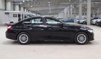 
									BMW serie 3 318d lleno								