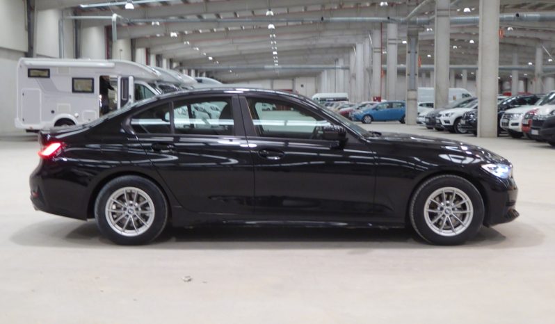 
								BMW serie 3 318d lleno									