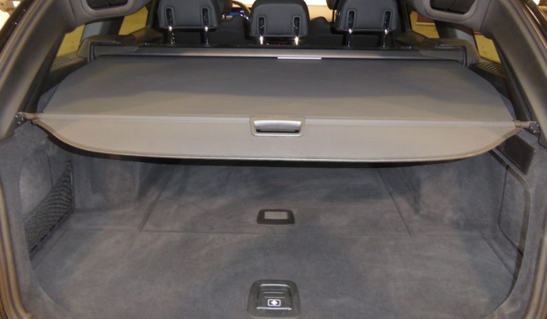 
								BMW serie 3 320d  pack M. touring lleno									