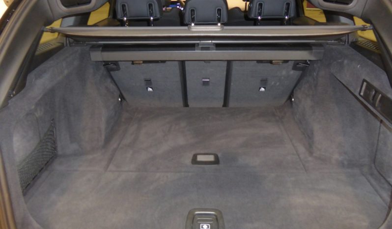 
								BMW serie 3 320d  pack M. touring lleno									