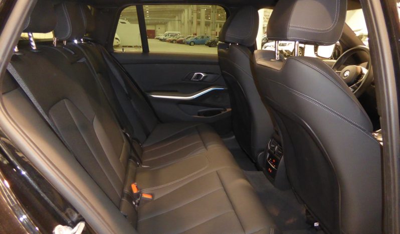 
								BMW serie 3 320d  pack M. touring lleno									