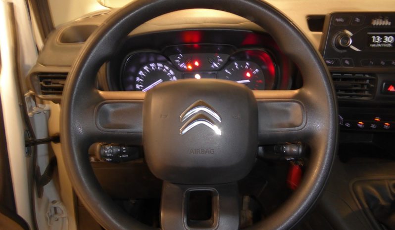 
								CITROEN Berlingo Talla M BlueHDi 100 LIVE L1H1 lleno									