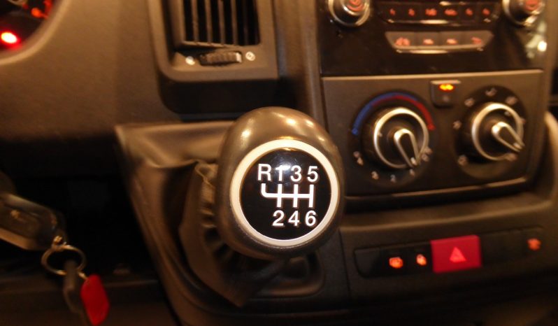 
								Citroen Jumper BlueHDi 130CV Furgon 35 L4H3 lleno									