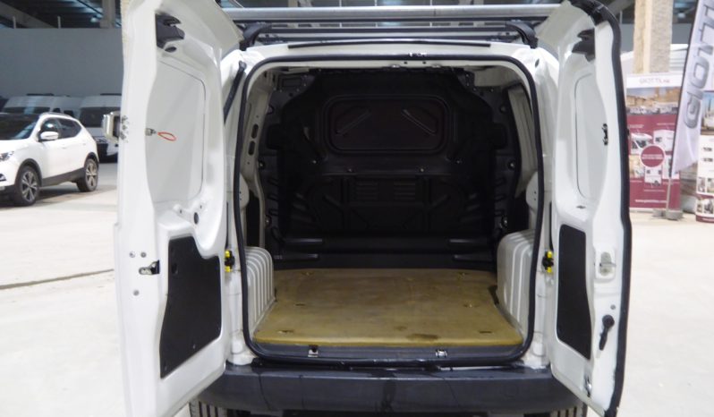 
								FIAT Fiorino Cargo Base 1.3 Mjet 75 CV lleno									