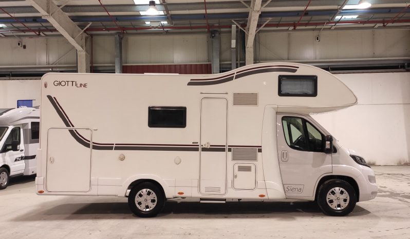 Giottiline SIENA 440 6 plazas
