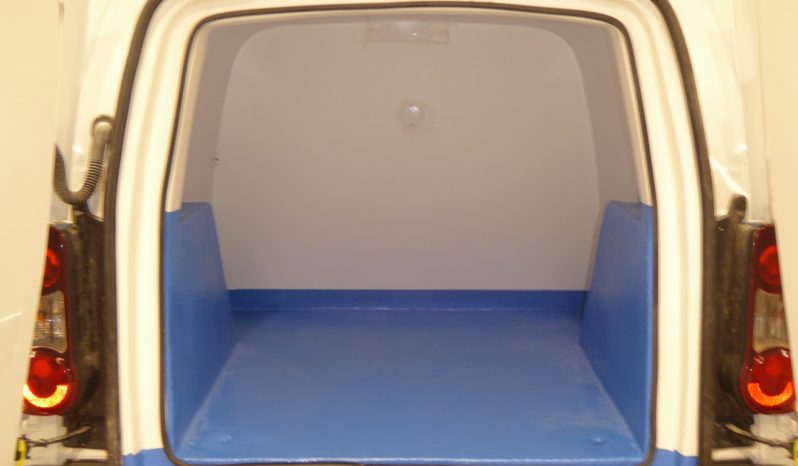 
								PEUGEOT Partner L1 1.6 HDi 75 CV isotermo IR nuevo lleno									