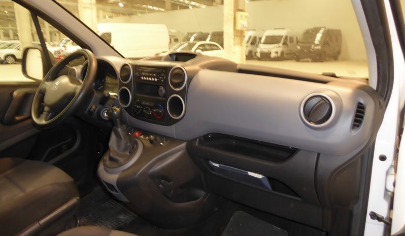 
								PEUGEOT Partner L1 1.6 HDi 75 CV isotermo IR nuevo lleno									