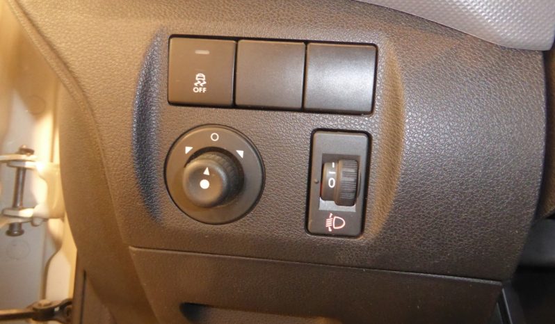 
								PEUGEOT Partner L1 1.6 HDi 75 CV isotermo IR nuevo lleno									