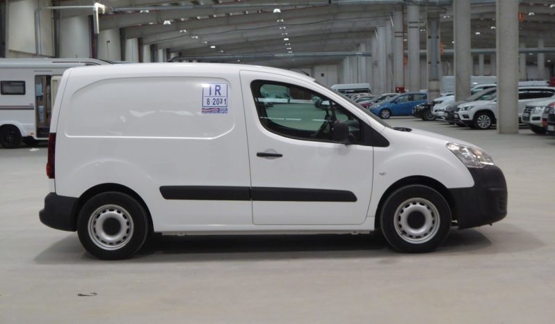 
								PEUGEOT Partner L1 1.6 HDi 75 CV isotermo IR nuevo lleno									