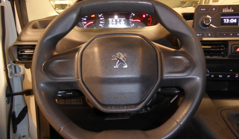 
								PEUGEOT Rifter Active Standard BlueHDi 100 CV lleno									